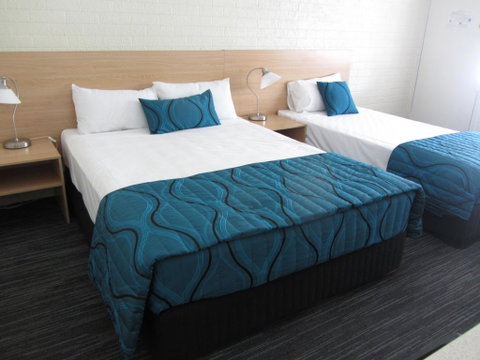 Urangan Motor Inn - South Australia Travel 1