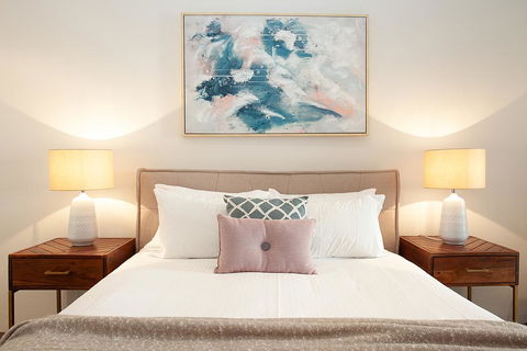 Urban Rest - York St SB - South Australia Travel 2