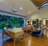 Veldree Palm Cove Rainforest ViewsPrivacyClose to the Beach and Restaurants - South Australia Travel