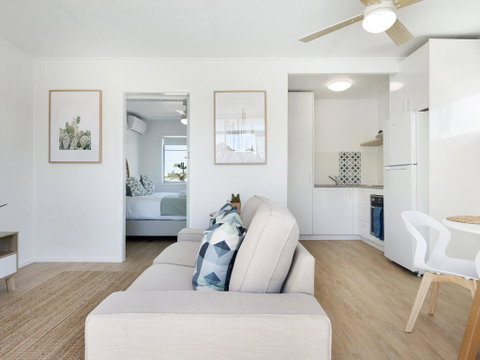 Ventura Beach Motel - 1 Bedroom Unit 8 - South Australia Travel 0