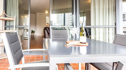 Victoria Square Apartments - South Australia Travel 3