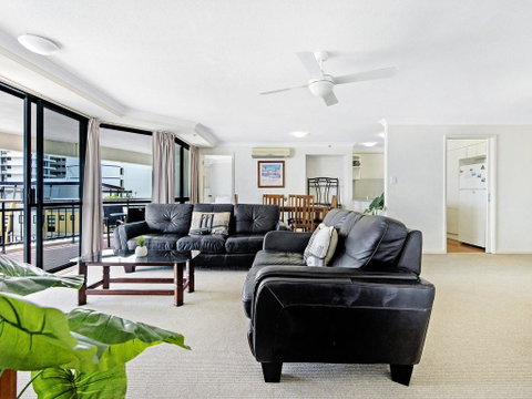 Victoria Square Apartments In The Heart Of Broadbe - South Australia Travel 2