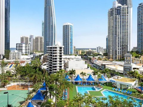 View - In Heart Of Surfers Paradise - South Australia Travel 0