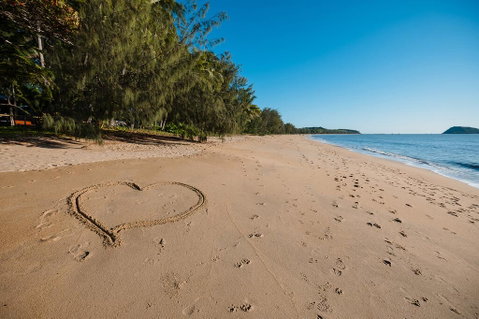 Villa Beach Palm Cove - South Australia Travel 1