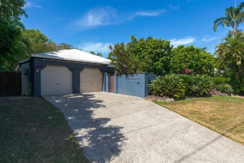 Villa Blue - South Australia Travel 1