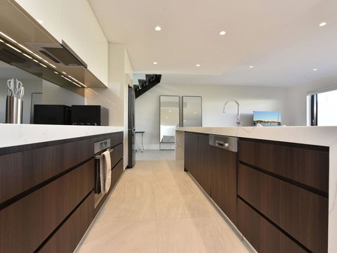 Villa Capri Waterside At Trinity Point - South Australia Travel 2