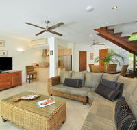 Villa Frangipani - South Australia Travel