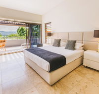 Villa Mercedes - Luxury Holiday Villa - South Australia Travel