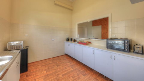 Village Stays Coldstream Gallery Apartment - South Australia Travel 2