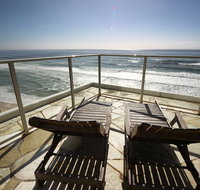 Viscount on the Beach - South Australia Travel