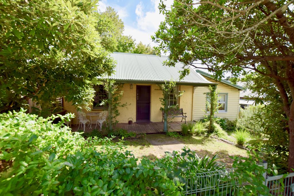 Lawson NSW South Australia Travel