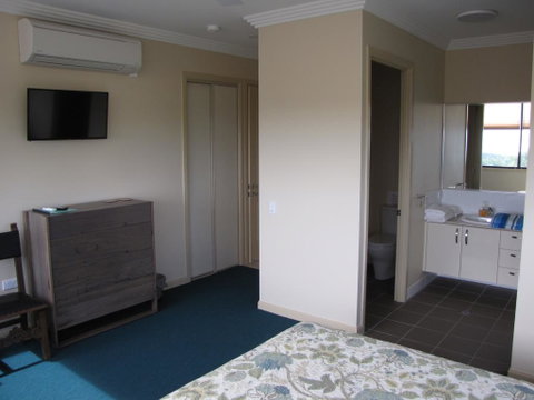 Warrawong Lodge - South Australia Travel 1