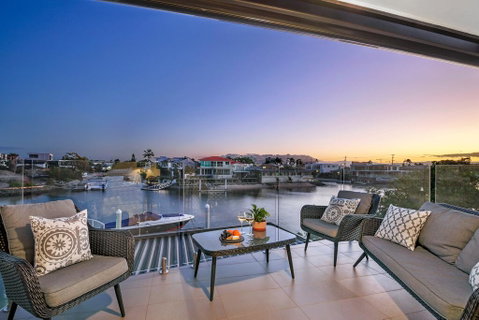 Waterfront Boutique Apartment - Personal Concierge - South Australia Travel 1