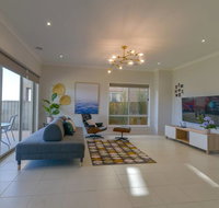 Waterfront Grand Villa for Big Group - South Australia Travel