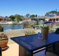 Waterfront Haven with jetty mooring and WiFI - South Australia Travel