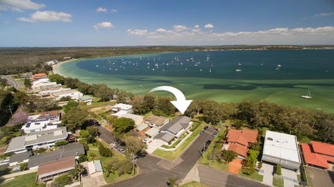 Waterfront Serenity - Luxury Home With Grand Views - South Australia Travel 0