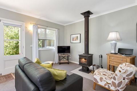 Amelina Cottages - South Australia Travel 38