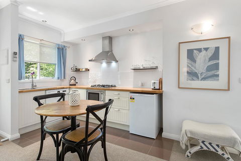 Amelina Cottages - South Australia Travel 14