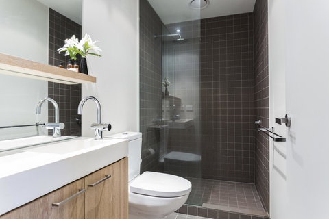 Complete Host 50 Claremont St Apartments - South Australia Travel 16