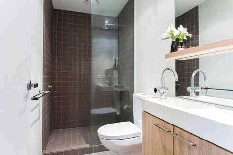 Complete Host 50 Claremont St Apartments - South Australia Travel 24