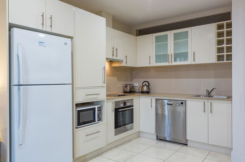 Balwyn Boutique Apartments - South Australia Travel 12