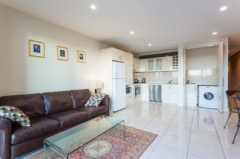 Balwyn Boutique Apartments - South Australia Travel 11