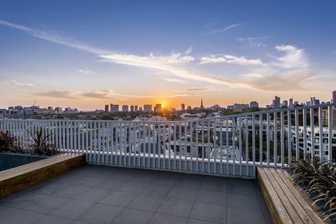 Oaks Melbourne South Yarra Suites - South Australia Travel 6