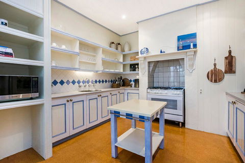 Edge17 Port Fairy Wharf - South Australia Travel 4