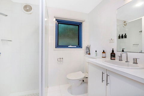 Edge17 Port Fairy Wharf - South Australia Travel 11