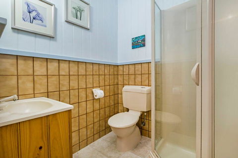 Edge17 Port Fairy Wharf - South Australia Travel 9