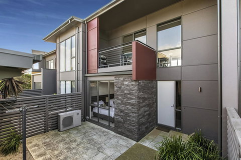 Twenty Five Coast - South Australia Travel 1