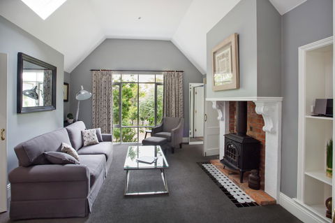 Oak Tree Lodge - South Australia Travel 24