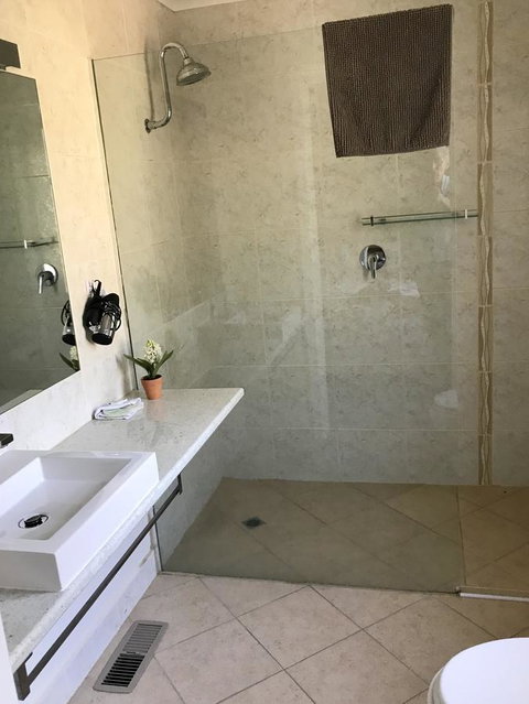 Tarra Bulga Guesthouse - South Australia Travel 11