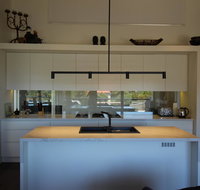 Lorne Holiday House - South Australia Travel