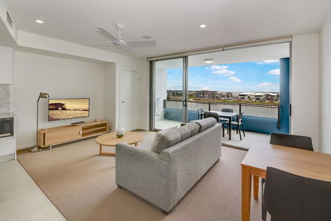 Aquarius Kawana - South Australia Travel 28