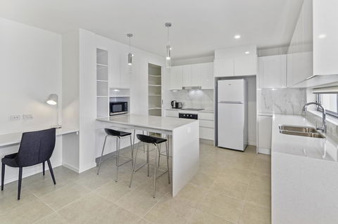 Aquarius Kawana - South Australia Travel 25