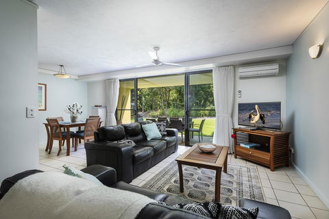 Coloured Sands - Rainbow Beach Resort - 5 Mins To Beach - South Australia Travel 0