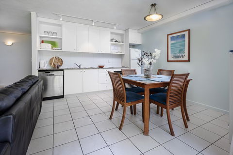 Coloured Sands - Rainbow Beach Resort - 5 Mins To Beach - South Australia Travel 3