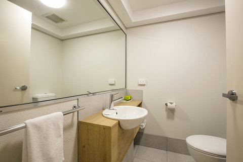 Nightcap At Kawana Waters Hotel - South Australia Travel 32