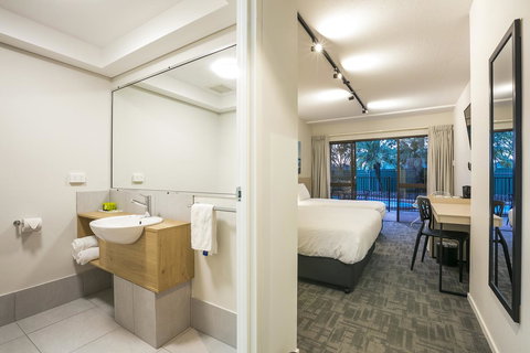 Nightcap At Kawana Waters Hotel - South Australia Travel 25