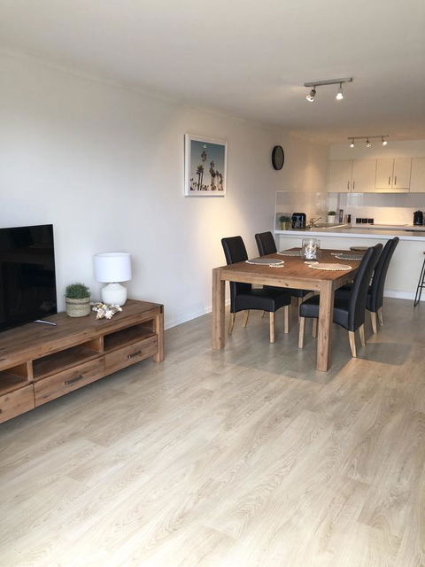 Sunshine Beach Luxe Apartment - South Australia Travel 17