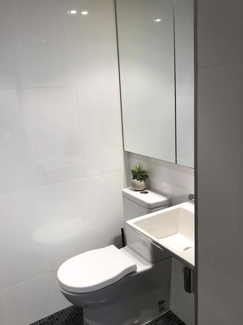 Sunshine Beach Luxe Apartment - South Australia Travel 13