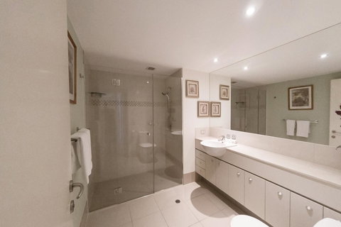 Ocean Views Resort Caloundra - South Australia Travel 20