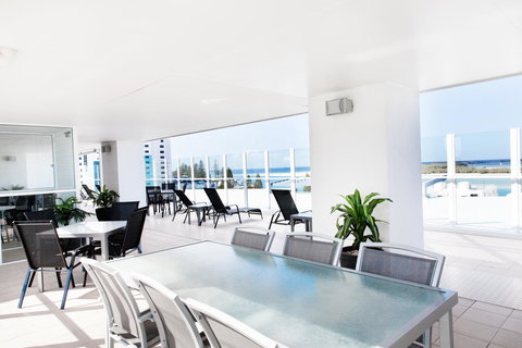 Ocean Views Resort Caloundra - South Australia Travel 10