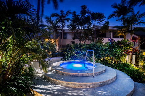 Noosa Harbour Resort - South Australia Travel 8