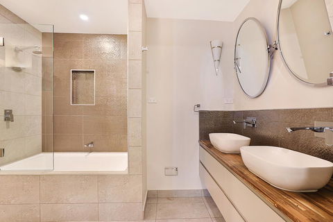 The Rise Noosa - South Australia Travel 12