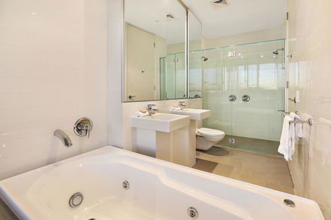 The Rise Noosa - South Australia Travel 11