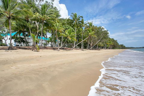 Agincourt Beachfront Apartments - South Australia Travel 9