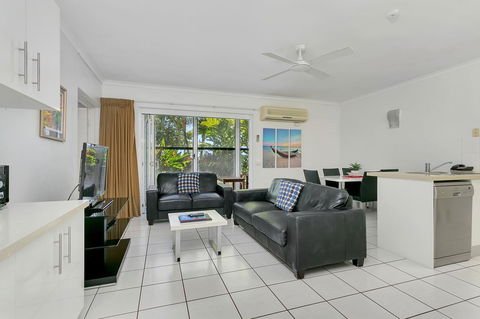 Agincourt Beachfront Apartments - South Australia Travel 15