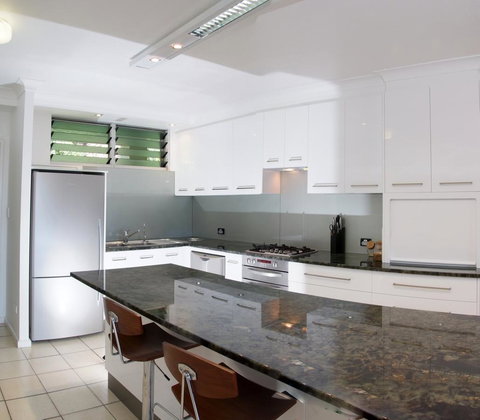 Poinciana 112 - South Australia Travel 13